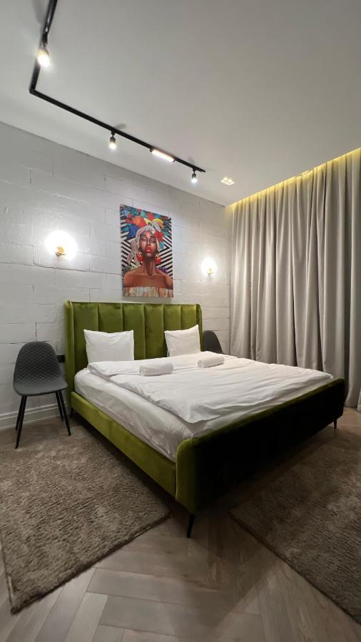 Hotel Manica Esentai City Алма Ата Екстериор снимка