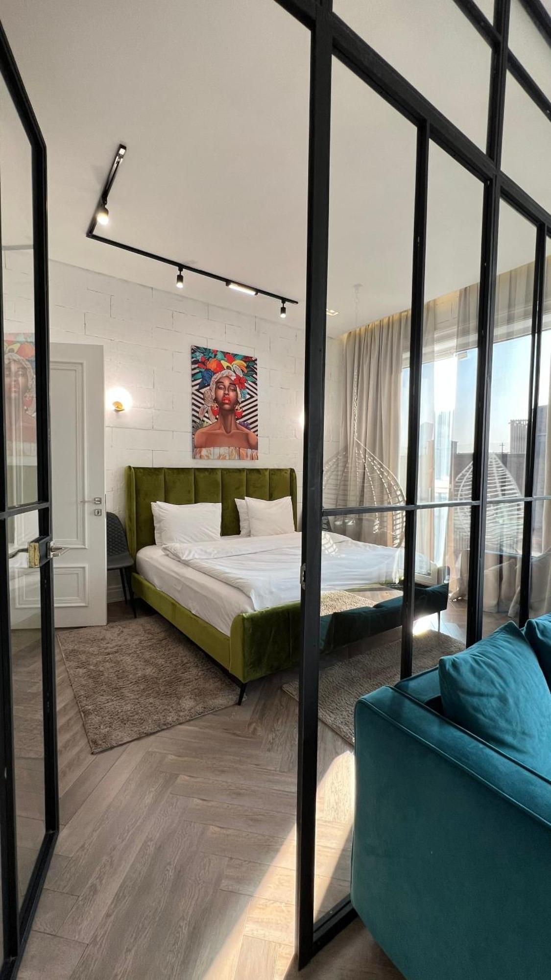 Hotel Manica Esentai City Алма Ата Екстериор снимка